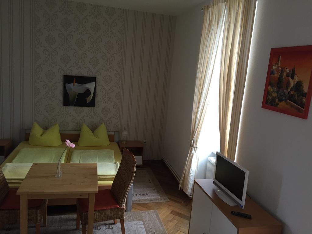 Pension Gutshaus Halle  Екстер'єр фото